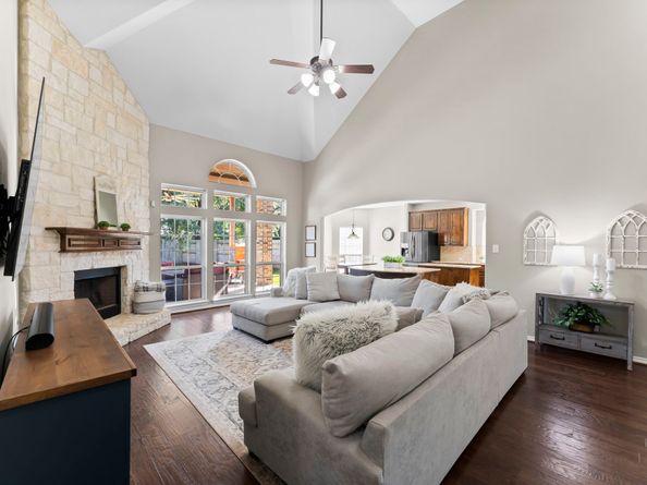 18335 E Laura Shore Drive, Cypress TX 77433