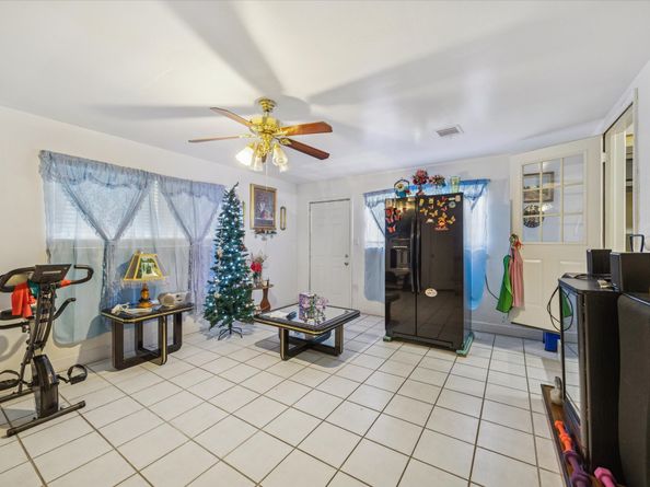 7209 Eugene Street, Houston TX 77093