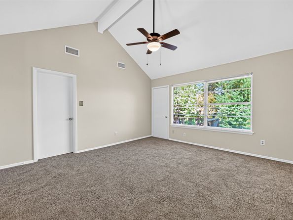 813 Lakeview Drive, Sugar Land TX 77498