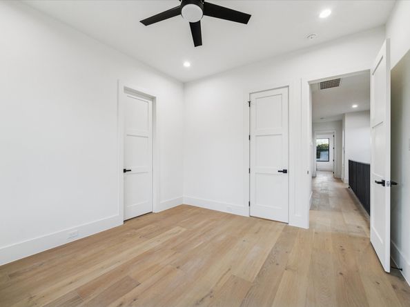 614 Eleanor Street, Houston TX 77009