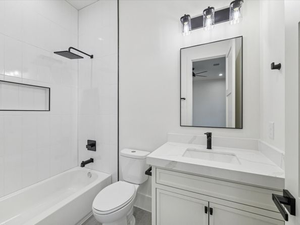 614 Eleanor Street, Houston TX 77009