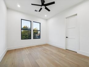 614 Eleanor Street, Houston TX 77009