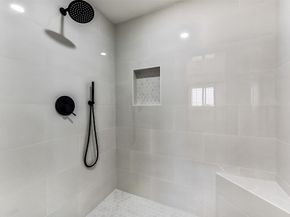 5946 Valkeith Drive, Houston TX 77096