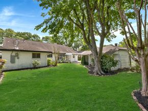 5946 Valkeith Drive, Houston TX 77096