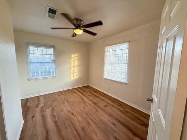 4235 Dacca Drive, Houston TX 77047