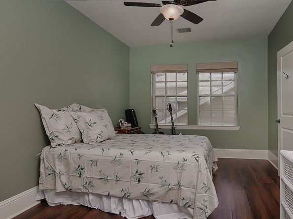 66 W Sawyer Ridge Drive, The Woodlands TX 77389