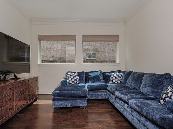 66 W Sawyer Ridge Drive, The Woodlands TX 77389