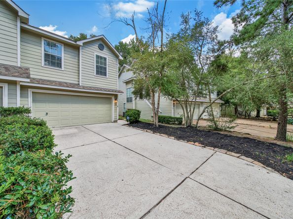 26 N Walden Elms Circle, The Woodlands TX 77382