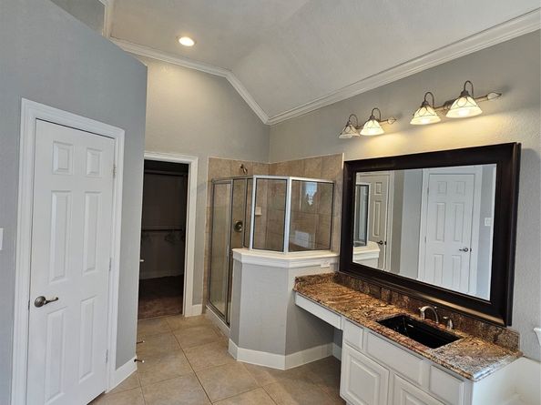 3010 Park Bend Drive, Friendswood TX 77546