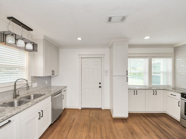 609 Reid Street, Houston TX 77022