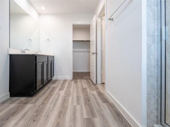 12327 Brandenburg Gate Dr Drive, Houston TX 77047