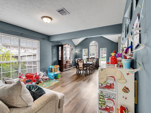 14219 Whitlock Drive, Houston TX 77062