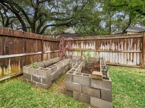 7614 Virginia Water Lane, Houston TX 77095