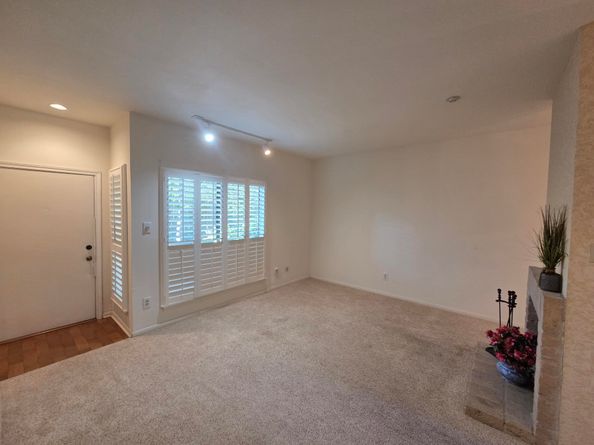 11711 Memorial Drive 203, Houston TX 77024