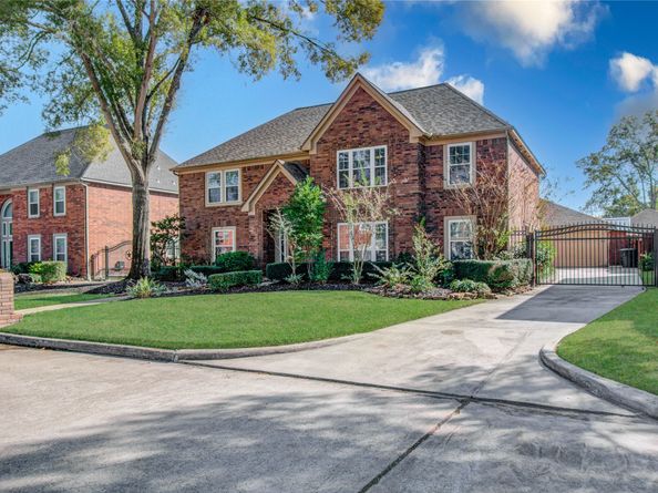 5926 Silent Oaks Drive, Humble TX 77346