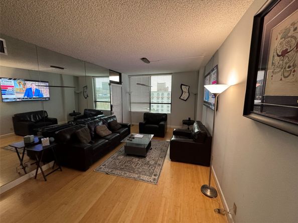 5150 Hidalgo Street 603, Houston TX 77056