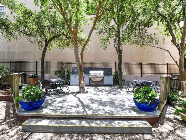 5150 Hidalgo Street 603, Houston TX 77056