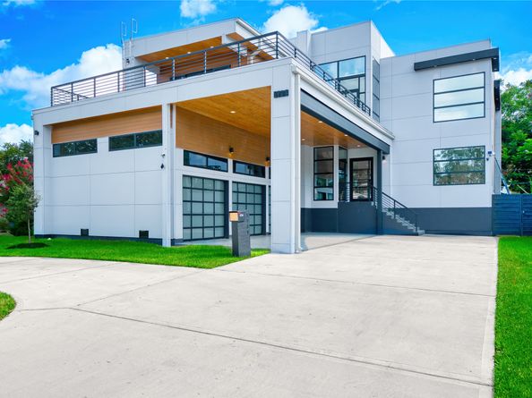 5734 N Braeswood Boulevard, Houston TX 77096