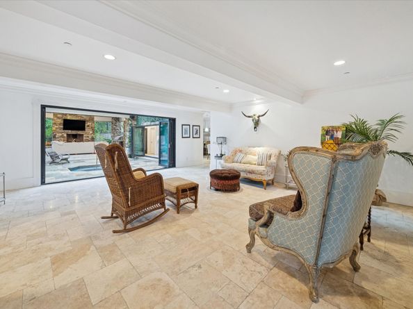 10611 Tarrington Drive, Houston TX 77024