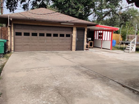 8111 Meadville Street, Houston TX 77061