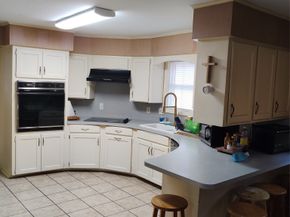 8111 Meadville Street, Houston TX 77061