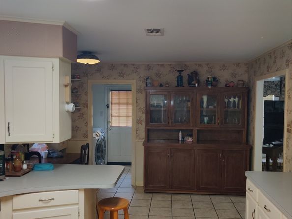 8111 Meadville Street, Houston TX 77061