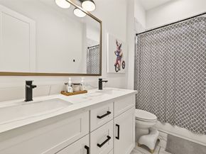 1926 Hoskins Drive, Houston TX 77080