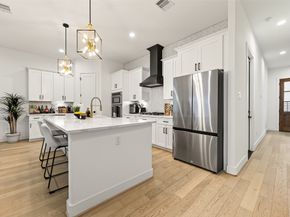 1926 Hoskins Drive, Houston TX 77080