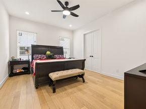 1926 Hoskins Drive, Houston TX 77080