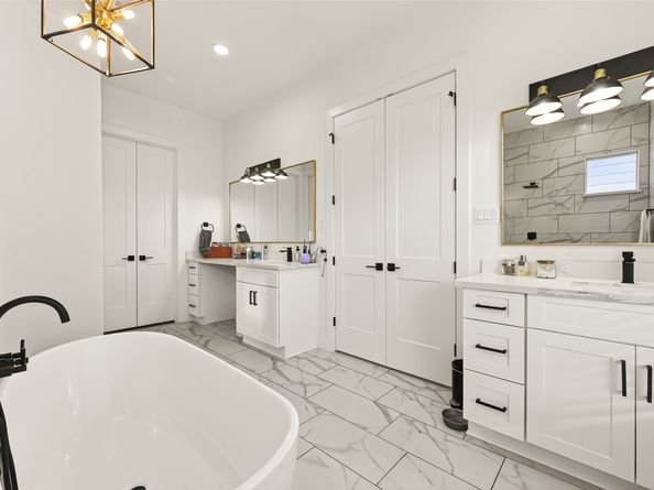 1926 Hoskins Drive, Houston TX 77080