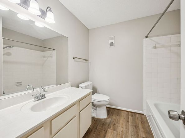 7350 Kirby Drive 46, Houston TX 77030