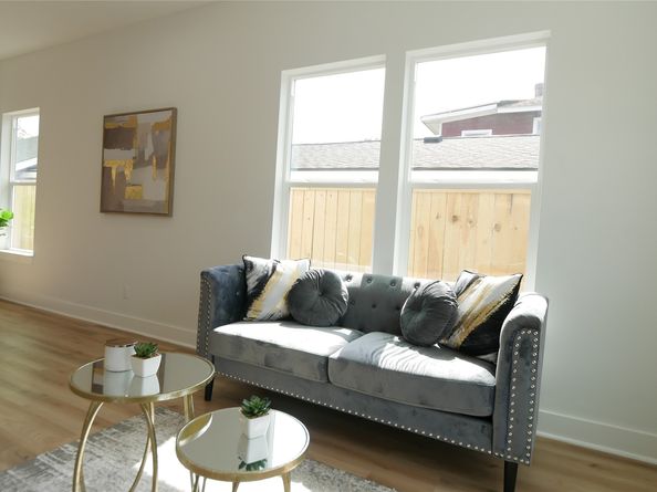 7805 Avenue E, Houston TX 77012