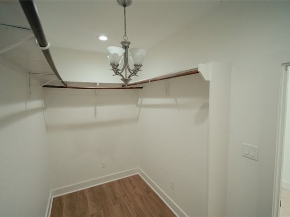 5105 Chapman Street, Houston TX 77009