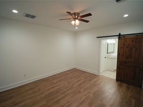 5105 Chapman Street, Houston TX 77009