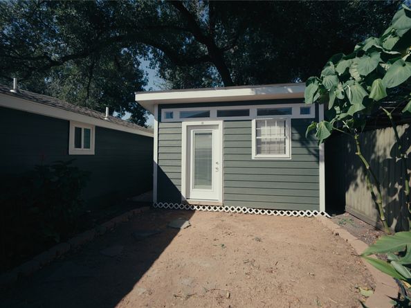 5105 Chapman Street, Houston TX 77009