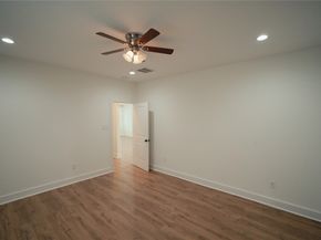 5105 Chapman Street, Houston TX 77009