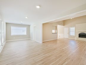 9314 Roos Road, Houston TX 77036