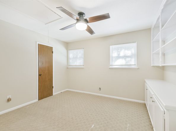 9314 Roos Road, Houston TX 77036