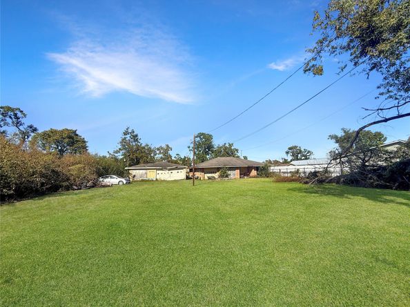 4323 Weaver Road, Houston TX 77016