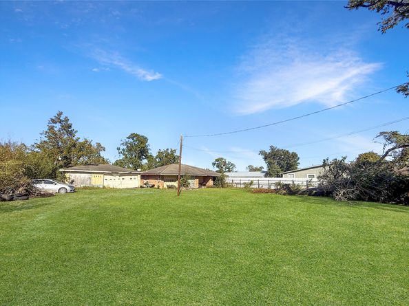 4323 Weaver Road, Houston TX 77016