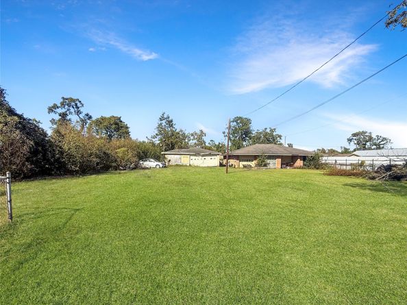 4323 Weaver Road, Houston TX 77016