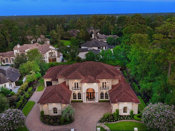 2 Lace Point, The Woodlands TX 77382