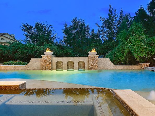 2 Lace Point, The Woodlands TX 77382