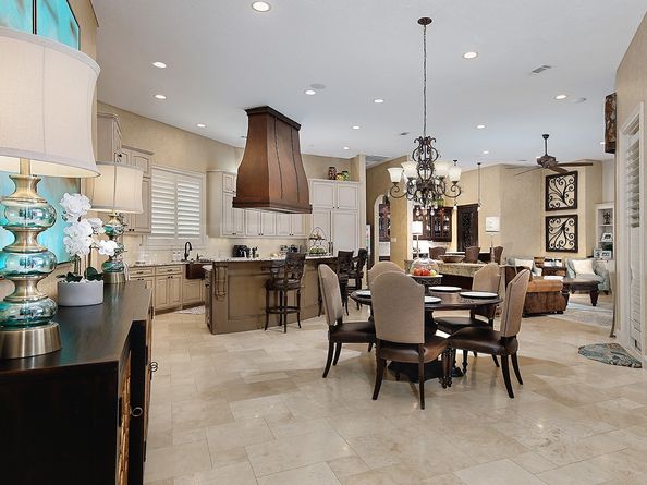 2 Lace Point, The Woodlands TX 77382