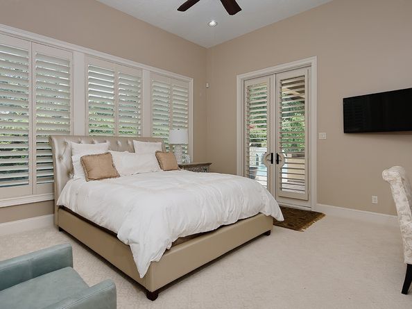 2 Lace Point, The Woodlands TX 77382