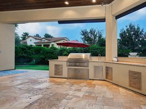 2 Lace Point, The Woodlands TX 77382