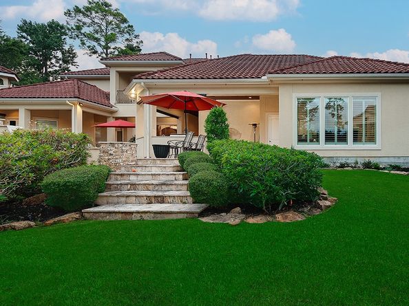 2 Lace Point, The Woodlands TX 77382