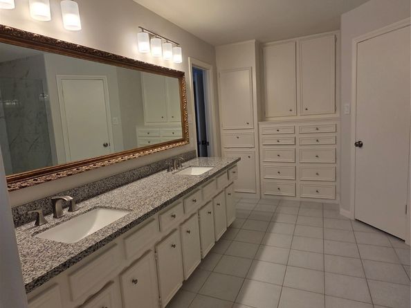 418 Longview Drive, Sugar Land TX 77478