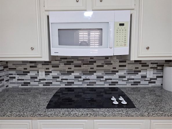 418 Longview Drive, Sugar Land TX 77478