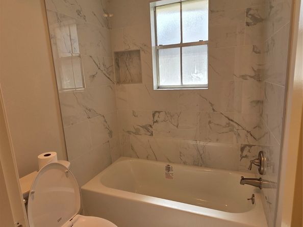 418 Longview Drive, Sugar Land TX 77478